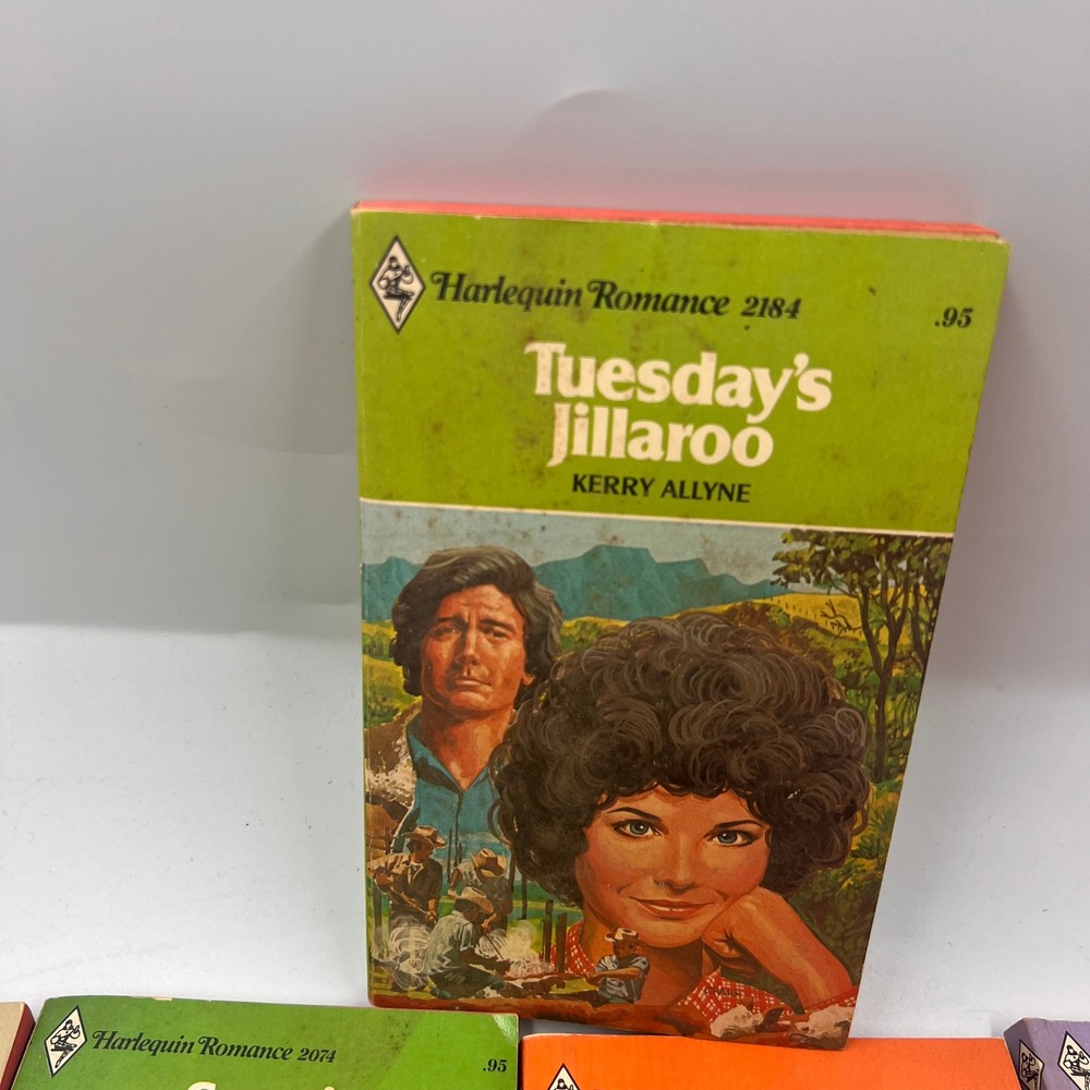 Vtg Harlequin Romance Paperback Lot 22 Books Pargeter Stratton Lamb 1970s 80s - Picture 9 of 13